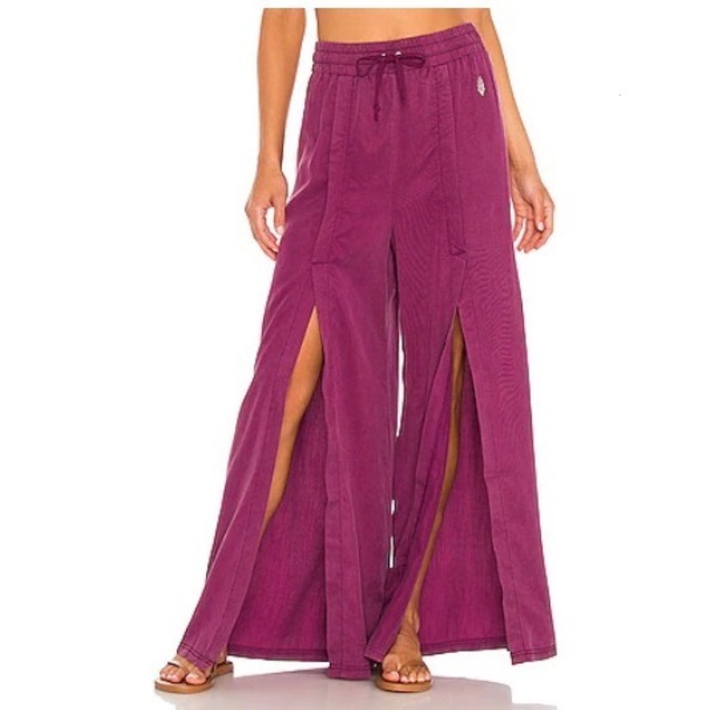 Free people movement women's medium abs tracker solid split hem pants açaí
